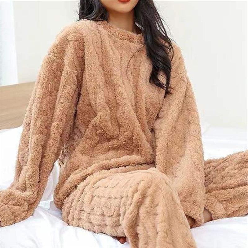 Fleece Pajama Set for Women and Men | Cozy Sleepwear for Relaxing Nights