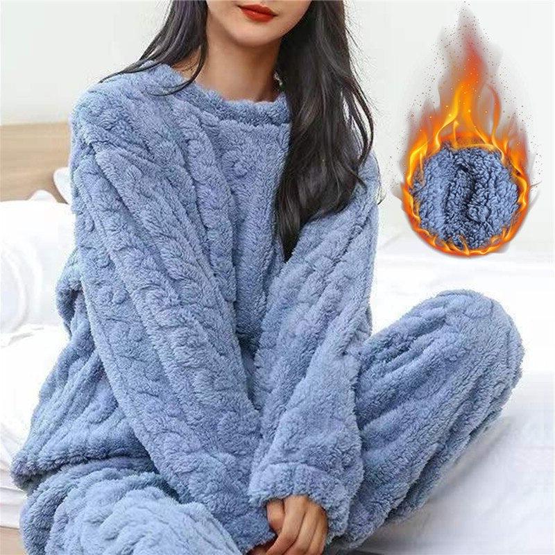 Fleece Pajama Set for Women and Men | Cozy Sleepwear for Relaxing Nights