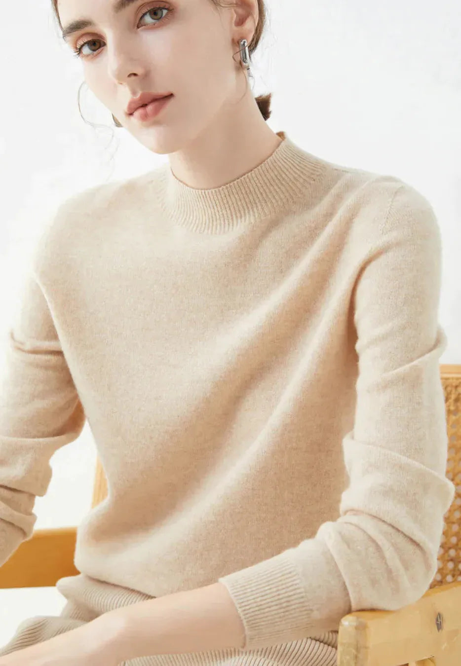 Luxury Cashmere Sweater for Women | Soft, Cozy Knitwear for Everyday Wear