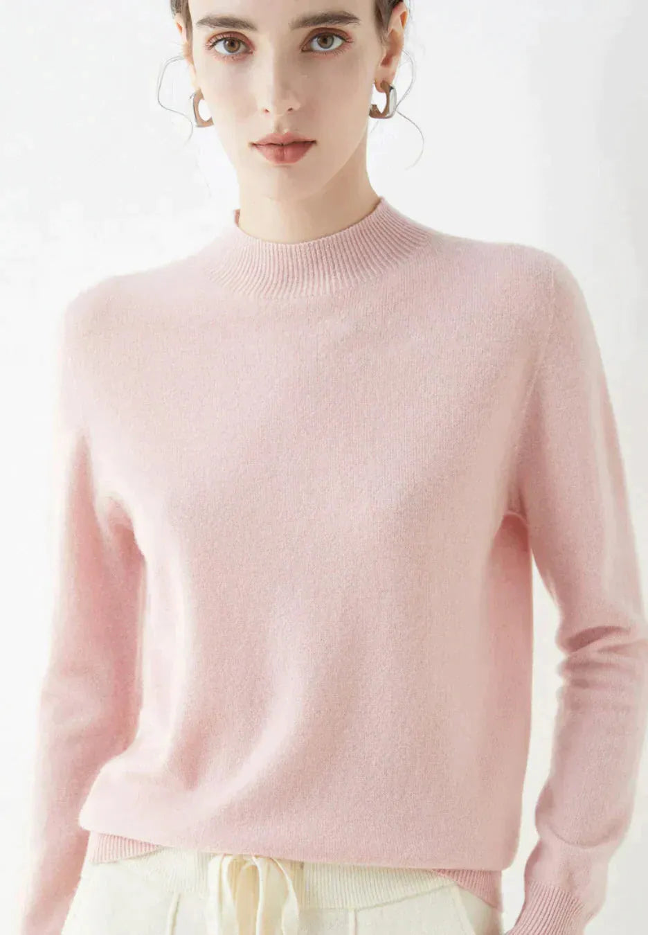 Luxury Cashmere Sweater for Women | Soft, Cozy Knitwear for Everyday Wear