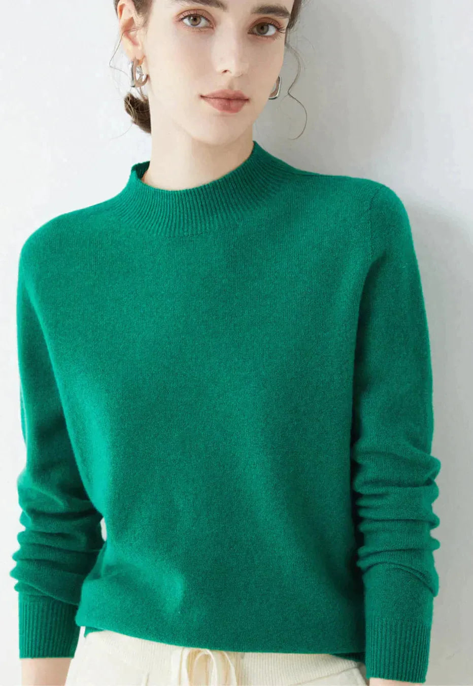 Luxury Cashmere Sweater for Women | Soft, Cozy Knitwear for Everyday Wear