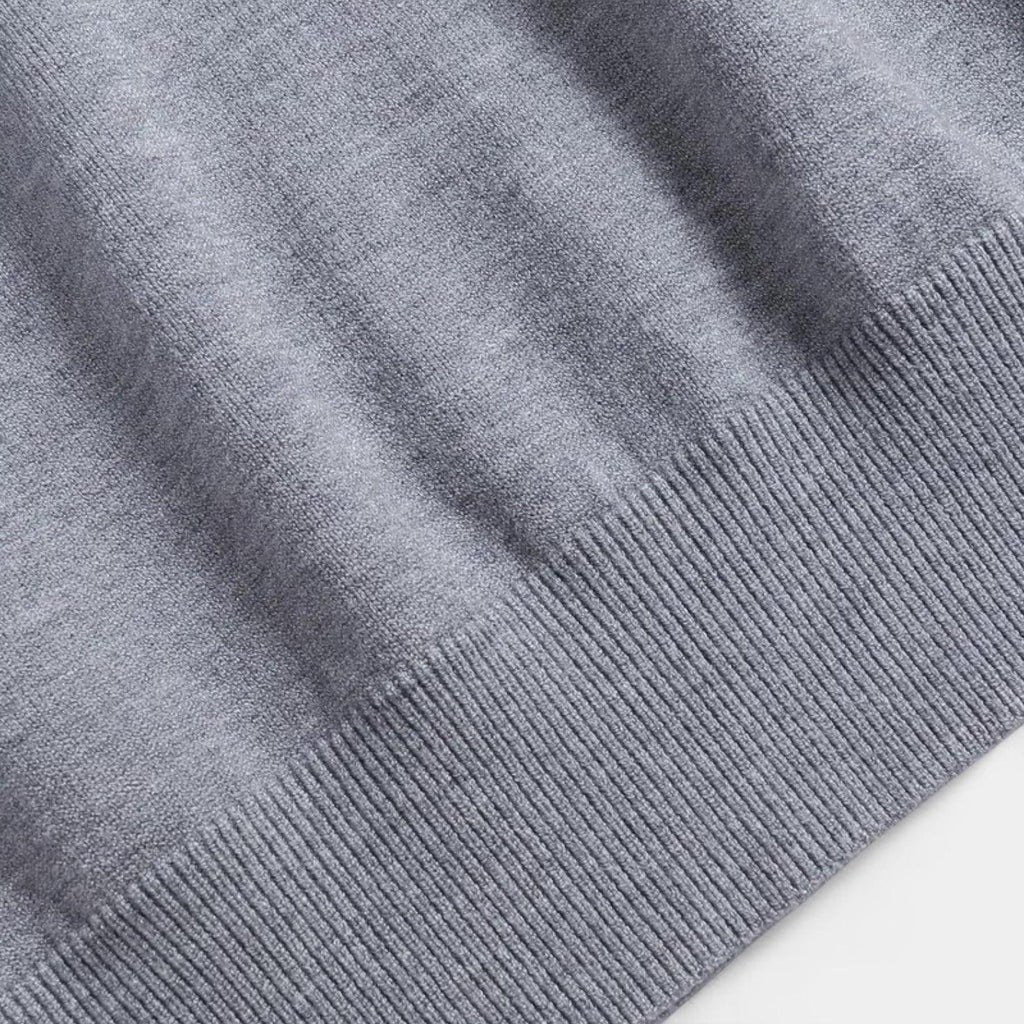 Lightweight Cotton Crew-Neck Sweater for Men - Fine-Knit Casual Jumper for Everyday Wear in Multiple Sizes