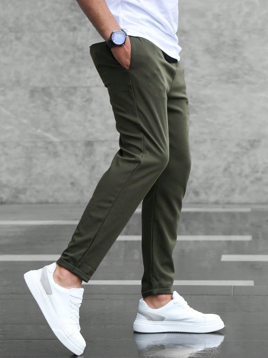 Men's Luxury Stretch Pants in Soft Fabric for Casual or Formal Wear