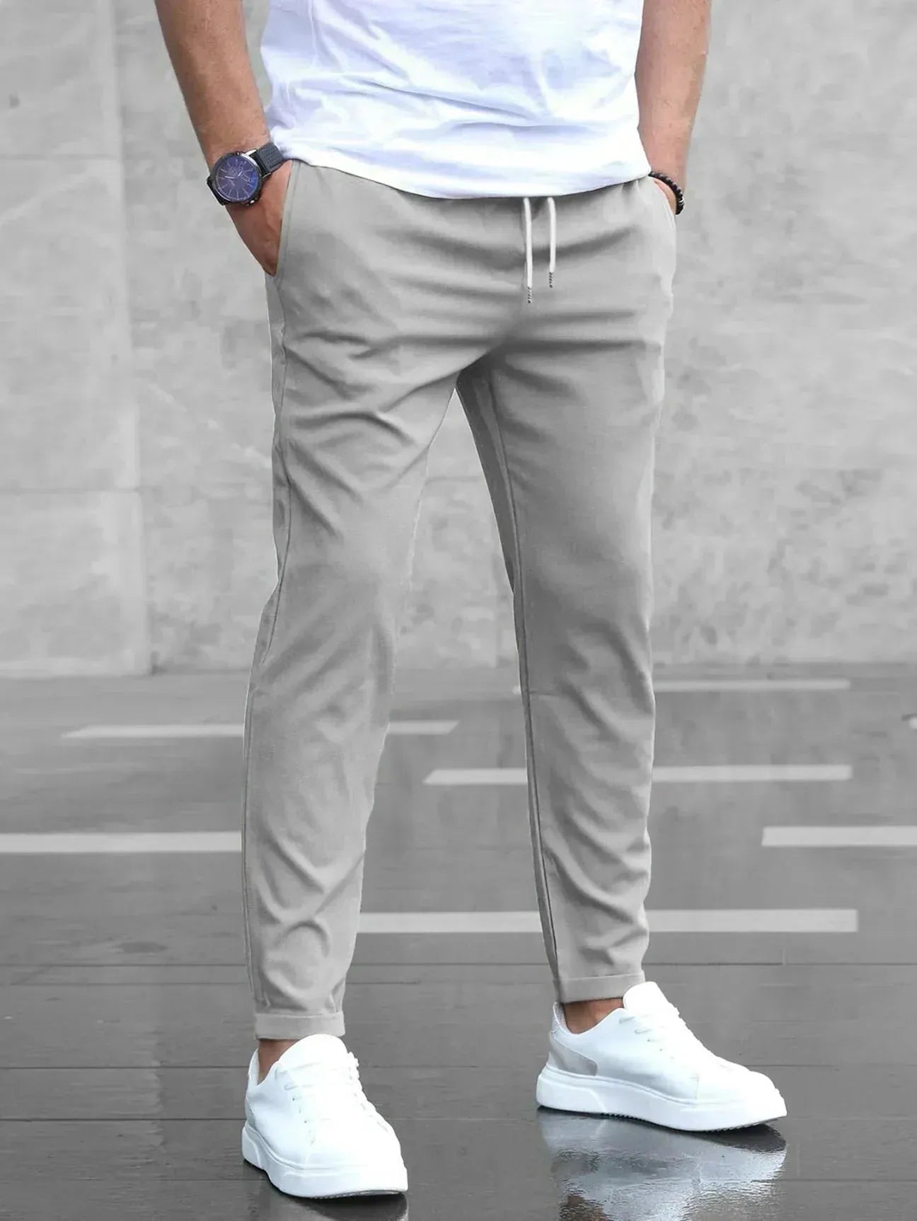 Men's Luxury Stretch Pants in Soft Fabric for Casual or Formal Wear
