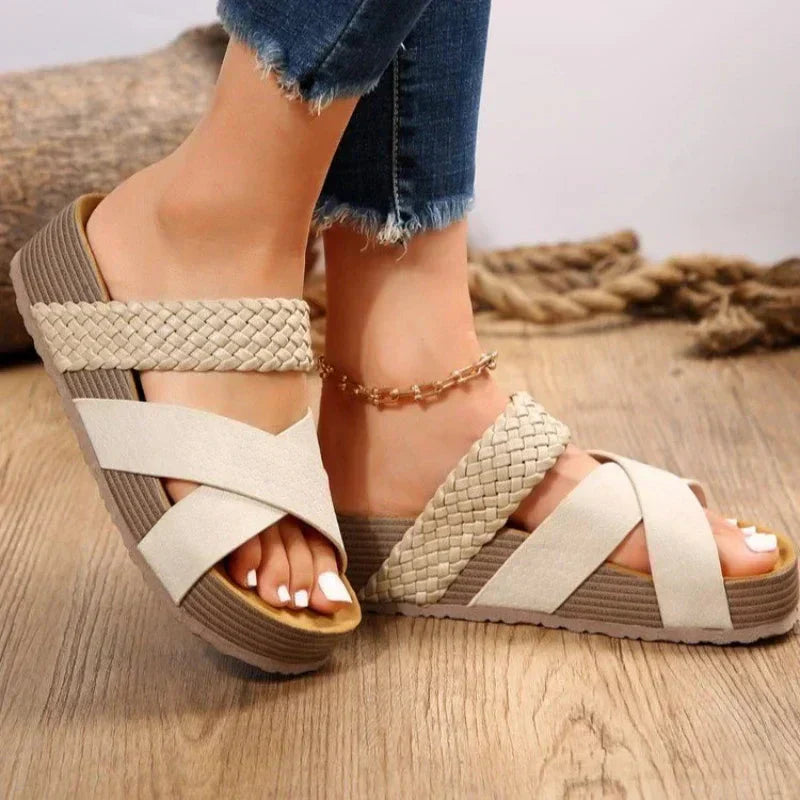 Orthopaedic Platform Sandals for Comfort and Support - Stylish Everyday Footwear for Women