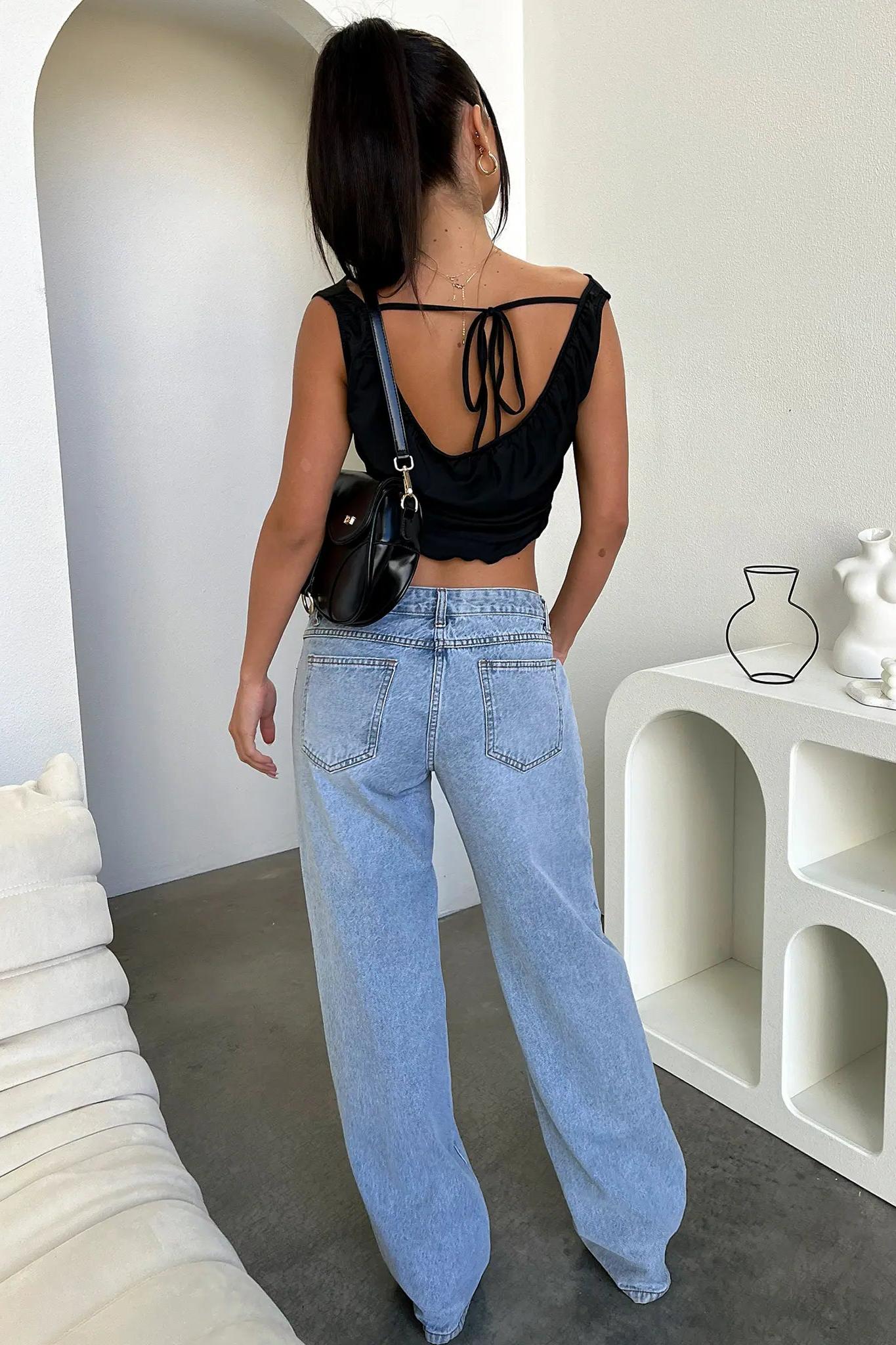 Women's Straight-Leg Denim Jeans | Comfortable Cotton Blend | Relaxed Fit for Casual Everyday Wear in Spring